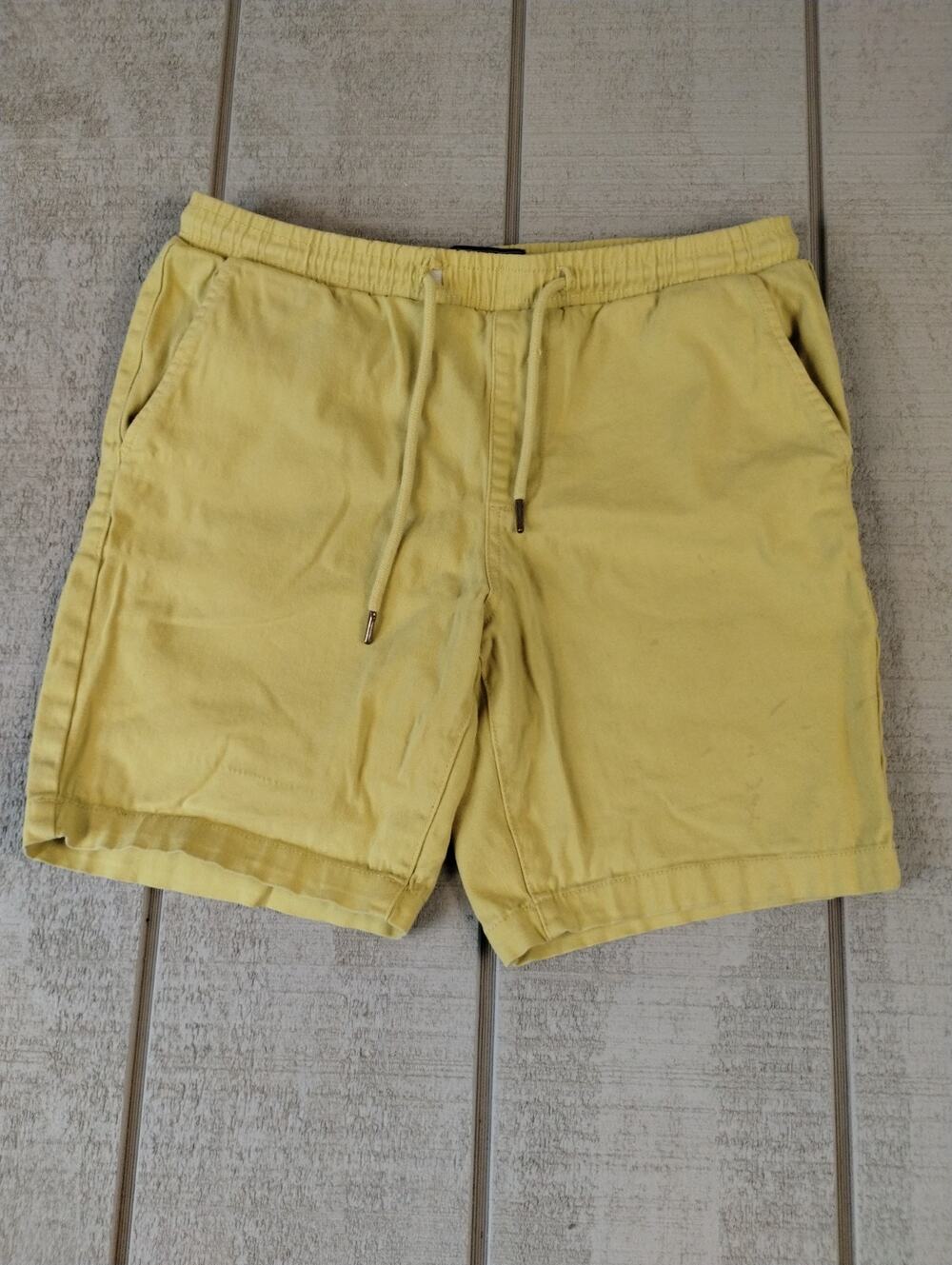 Forever 21 Drawstring Elastic Waist Casual Chino Shorts Mens M Yellow Beach Prep